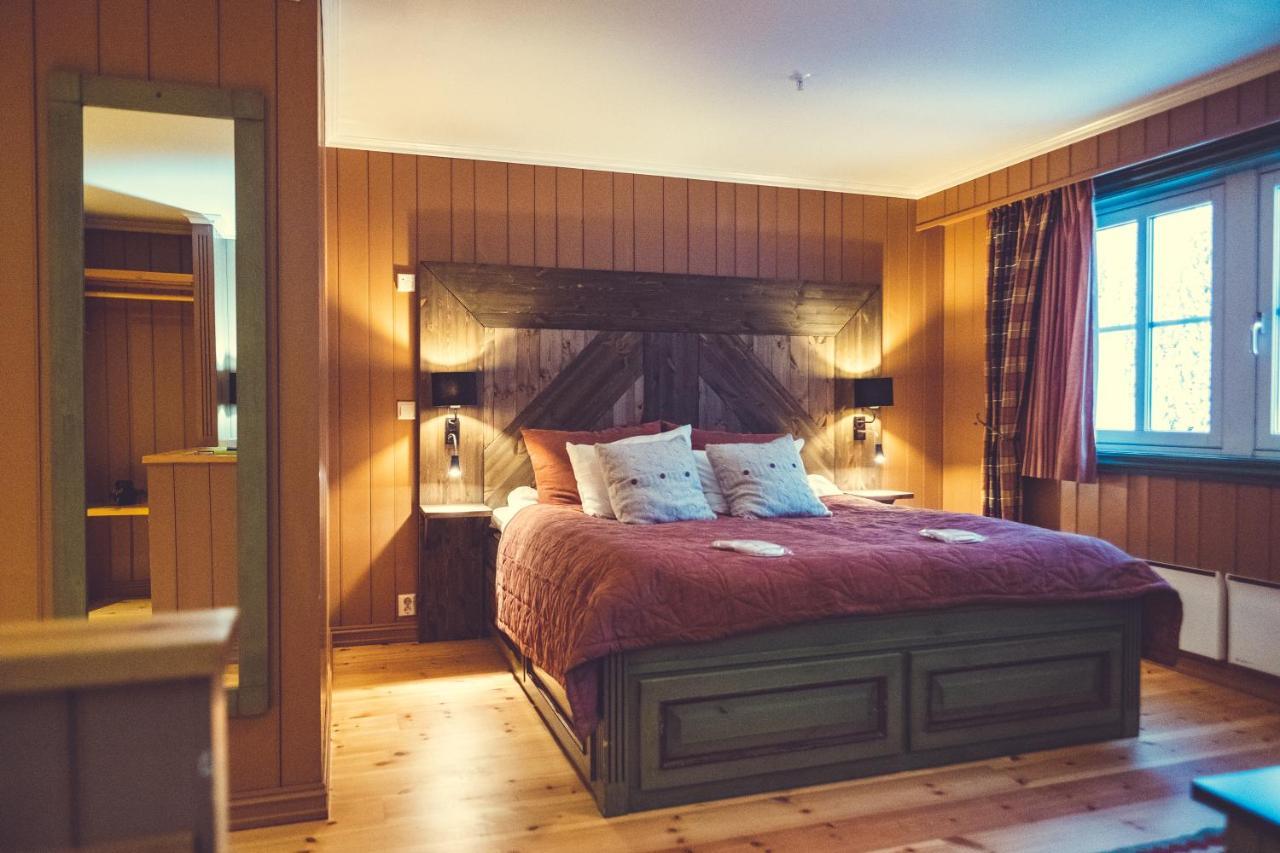 Gudbrandsgard Hotel クヴィトフィエル エクステリア 写真