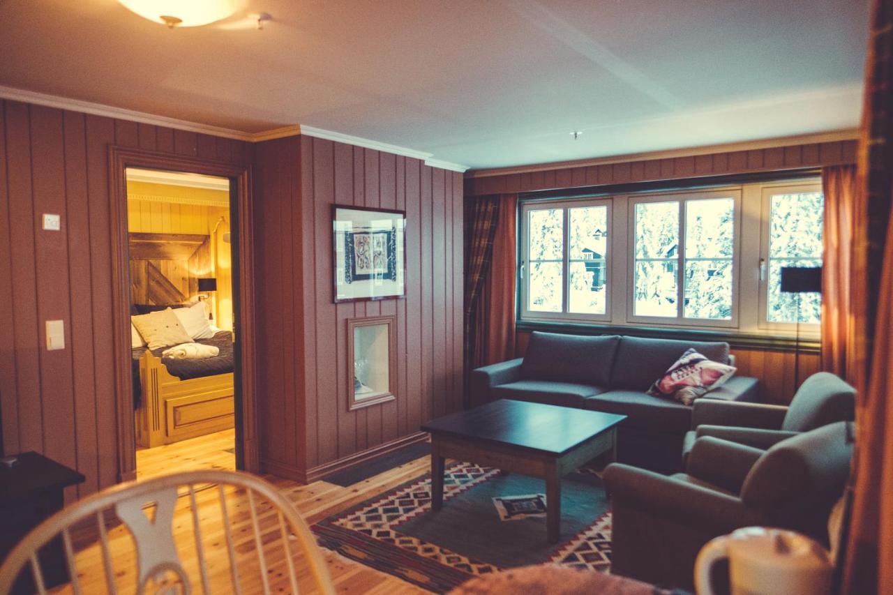 Gudbrandsgard Hotel クヴィトフィエル エクステリア 写真